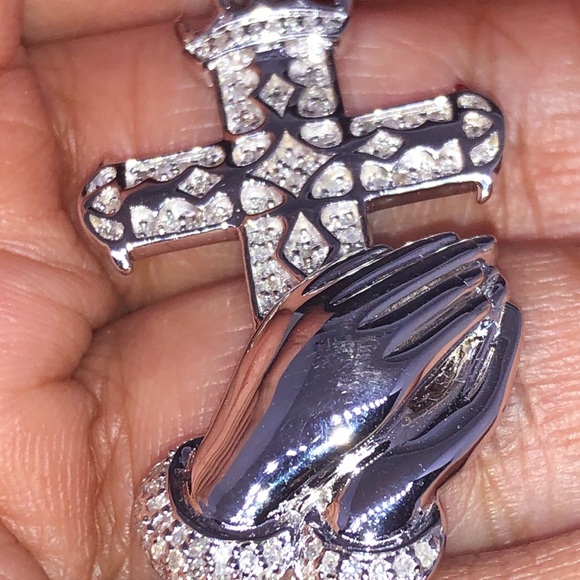 Real Diamond cross prayer hand pendant not CZ Wow! - Picture 6 of 8